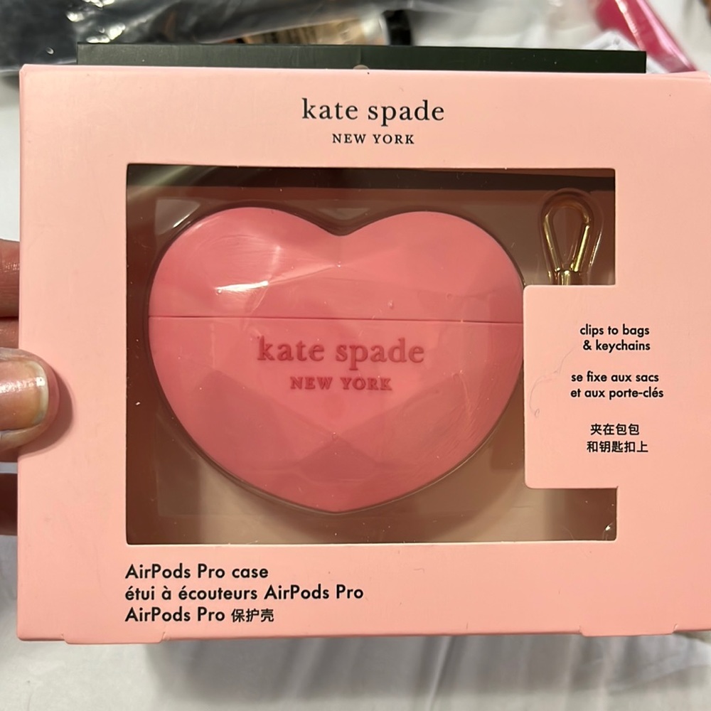 Kate Spade Airpod Pro Case heart